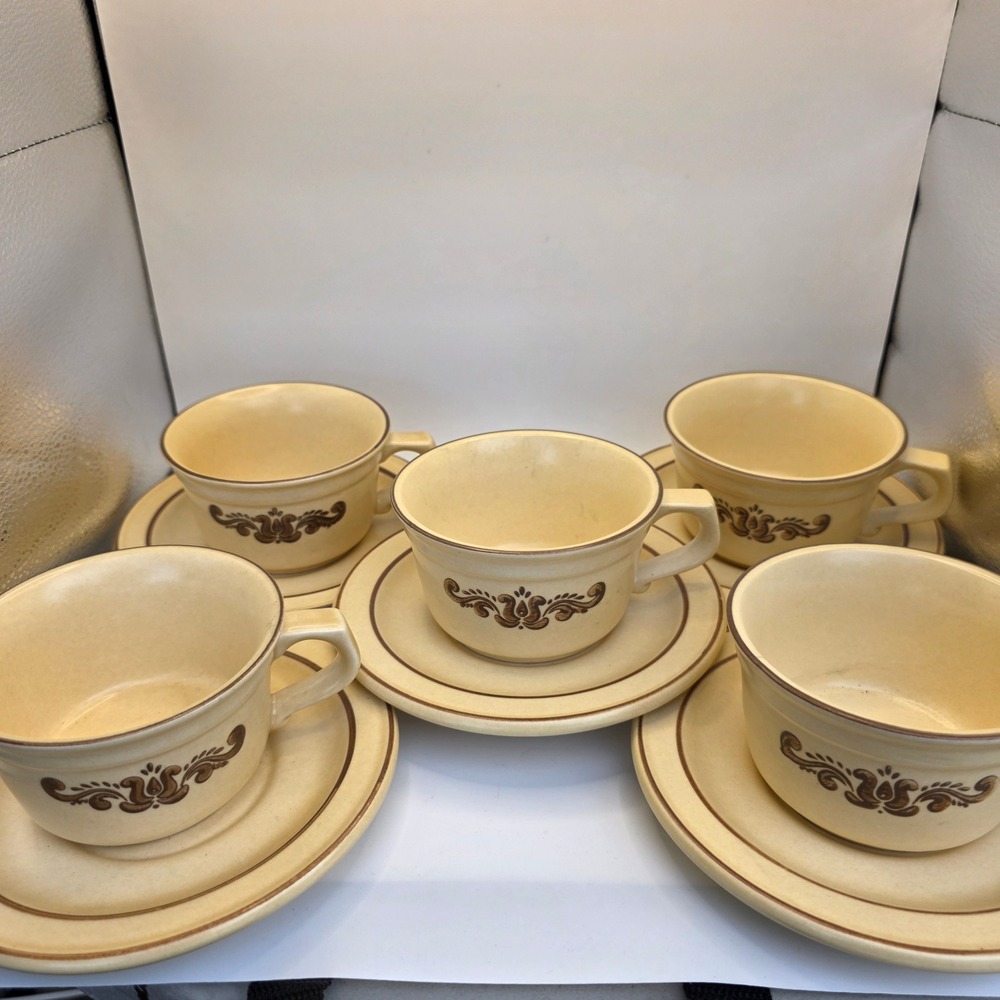 Vintage Pfaltzgraff Village Tea Cup and Saucer Set of 5 Tan Brown Stoneware USA